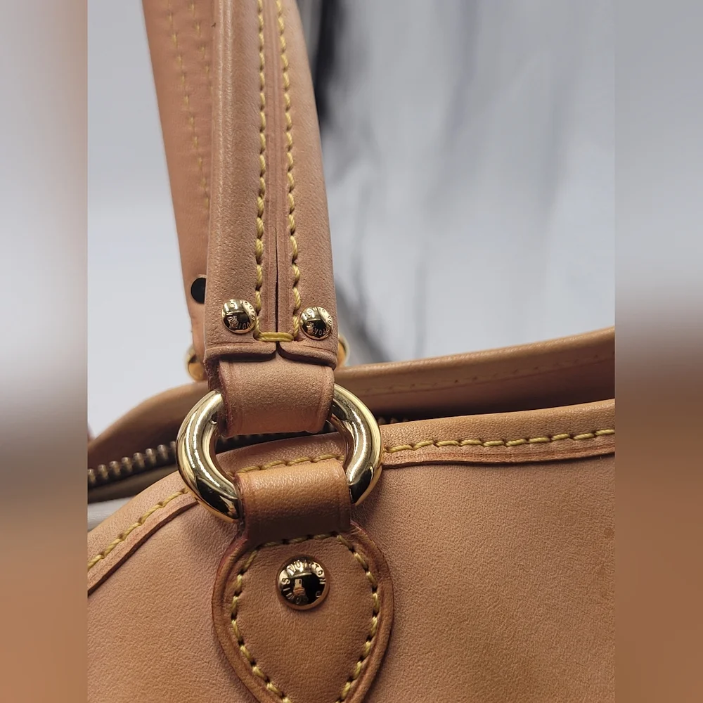 Louis Vuitton Boetie MI0099
